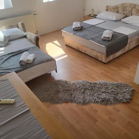 Pansion Brod Bed and Breakfast Exteriör bild