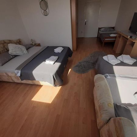 Pansion Brod Bed and Breakfast Exteriör bild